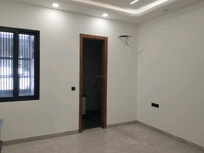 Bedroom Image of 2340 Sq.ft 4 BHK Builder Floor for sale in Pitampura New Delhi for Rs. 62500000