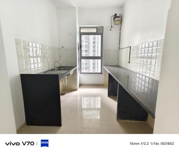 Kitchen Image of 600 Sq.ft 1 BHK Apartment / Flat for sale in Kalpataru Immensa, Thane West Thane for Rs. 8500000