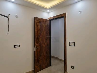 Bedroom Image of 918 Sq.ft 3 BHK Builder Floor for sale in Mahavir Enclave New Delhi for Rs. 8200000