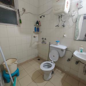 Bathroom Image of 2000 Sq.ft 3 BHK Builder Floor for sale in Ansal Florence Elite, Sector 57 Gurgaon for Rs. 18200000