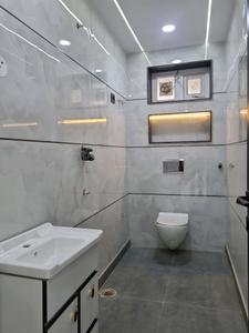 Common Bathroom Image of 900 Sq.ft 3 BHK Apartment / Flat for sale in Dwarka Mor New Delhi for Rs. 7000000