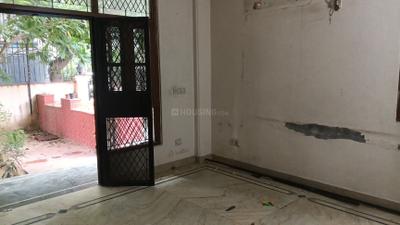 Living Room Image of 3200 Sq.ft 3 BHK Builder Floor for rent in South City Floors 1, Sector 41 Gurgaon for Rs. 50000