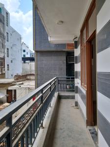 Bedroom One Image of 1300 Sq.ft 4 BHK Apartment / Flat for sale in Chandra Park New Delhi for Rs. 10500000