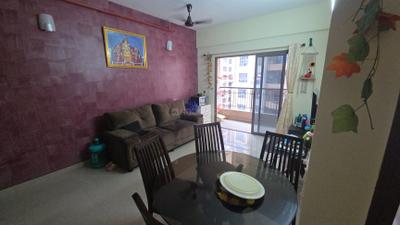Living Room Image of 1125 Sq.ft 2.5 BHK Apartment / Flat for sale in Siddha Happyville Tower 2, Rajarhat Kolkata for Rs. 8500000