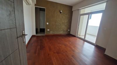 Bedroom Image of 3300 Sq.ft 3 BHK Apartment / Flat for rent in Parx Laureate, Sector 108 Noida for Rs. 90000