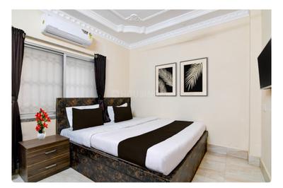 Bedroom Image of 4000 Sq.ft 11 BHK Builder Floor for rent in Chinar Park Kolkata for Rs. 150000