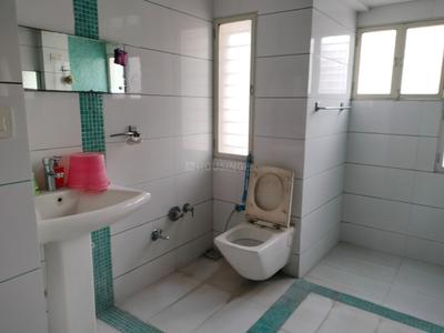 Bathroom Image of 2580 Sq.ft 4 BHK Independent House for sale in Akota Vadodara for Rs. 24000000