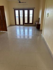 Hall Image of 1250 Sq.ft 3 BHK Apartment / Flat for sale in Vaikund Sundaram Apartment, Karapakkam Chennai for Rs. 8500000