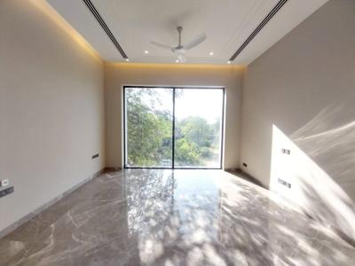 Bedroom Image of 43560 Sq.ft 5 BHK Farm House for sale in DLF Farms New Delhi for Rs. 370000000