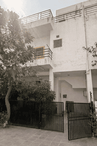 Image of 1507 Sq.ft 2 BHK Villa for rent in Paramount Golfforeste Villas, Surajpur, Greater Noida for Rs. 21000