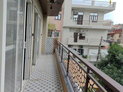 Balcony Image of 1200 Sq.ft 3 BHK Duplex for sale in C6a Jankpuri, Janakpuri New Delhi for Rs. 17000000