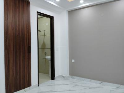 Bedroom Image of 675 Sq.ft 2 BHK Builder Floor for sale in Rajpur New Delhi for Rs. 4200000
