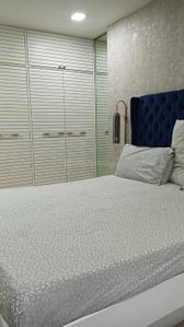 Bedroom Image of 1250 Sq.ft 2 BHK Apartment / Flat for sale in Colaba Mumbai for Rs. 67000000