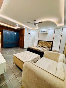 Bedroom Image of 2200 Sq.ft 3 BHK Builder Floor for rent in Parsvnath Parsvnath Greens, Mubarakpur Dera Bassi for Rs. 30000