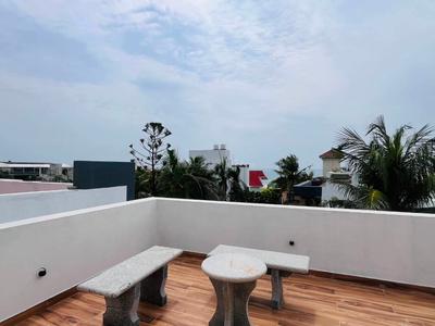 Balcony Image of 6000 Sq.ft 5 BHK Independent House for rent in Neelankarai Chennai for Rs. 250000