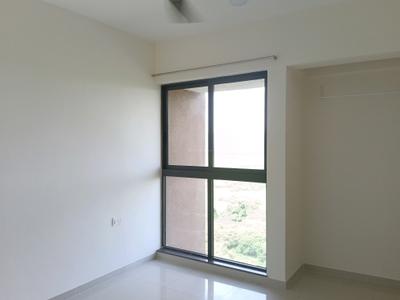 Bedroom Image of 900 Sq.ft 2 BHK Apartment / Flat for rent in Lodha Splendora Riverview, Kasarvadavali Thane for Rs. 27009