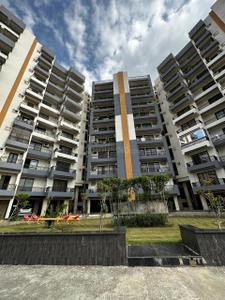 Image of 1955 Sq.ft 4 BHK Apartment / Flat for sale in Ratan Galaxy Phase II, Vrindavan Yojana, Lucknow for Rs. 12000000