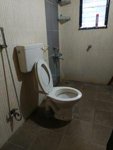 Common Bathroom Image of 700 Sq.ft 1 BHK Apartment / Flat for rent in Satyam Shivam Sundaram, Hadapsar Pune for Rs. 18500