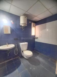 Bathroom Image of 1400 Sq.ft 3 BHK Apartment / Flat for rent in Janhavi Meadows, Akshayanagar Bengaluru for Rs. 29000