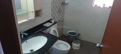 Bathroom Image of 1285 Sq.ft 2 BHK Apartment / Flat for rent in Falnir Mangalore for Rs. 33000