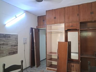 Bedroom Image of 1200 Sq.ft 2 BHK Apartment / Flat for sale in SFS Apartments, Paschim Vihar New Delhi for Rs. 15000000
