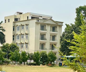Image of 1600 Sq.ft 3 BHK Apartment / Flat for sale in Mahanagar, Lucknow for Rs. 11500000