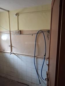 Bathroom Image of 700 Sq.ft 1 BHK Apartment / Flat for rent in Malkapur Satara for Rs. 7000