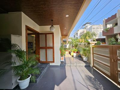 Balcony Image of 5000 Sq.ft 5 BHK Villa for sale in Mahalakshmi Nagar Indore for Rs. 37500000