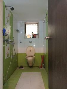 Common Bathroom Image of 900 Sq.ft 2 BHK Apartment / Flat for rent in Thane West Thane for Rs. 44000