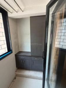 Kitchen Image of 1050 Sq.ft 2 BHK Apartment / Flat for rent in Lulla Nagar Pune for Rs. 28000