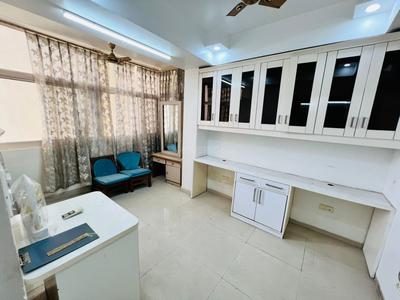 Bedroom Image of 1350 Sq.ft 3 BHK Apartment / Flat for sale in Unitech Uniworld Gardens 2, Sector 47 Gurgaon for Rs. 19500000