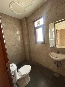 Bathroom Image of 1250 Sq.ft 2 BHK Builder Floor for rent in Sector 33 Gurgaon for Rs. 19500