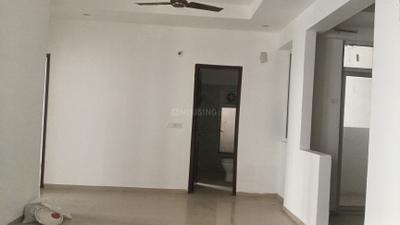 Living Room Image of 910 Sq.ft 2.5 BHK Apartment / Flat for rent in Prateek Grand City, Siddharth Vihar Ghaziabad for Rs. 24000