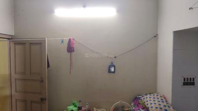 Bedroom Image of 701 Sq.ft 2 BHK Apartment / Flat for rent in Baranagar Kolkata for Rs. 9000