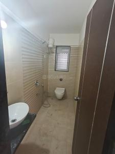 Bathroom Image of 1200 Sq.ft 3 BHK Apartment / Flat for sale in Dosti Flamingos, Sewri Mumbai for Rs. 33000000