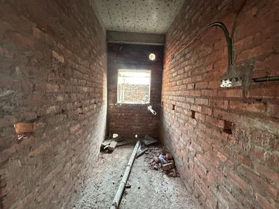 Bathroom Image of 775 Sq.ft 2 BHK Apartment / Flat for sale in Baranagar Kolkata for Rs. 2945000