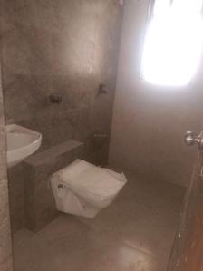 Common Bathroom Image of 698 Sq.ft 2 BHK Apartment / Flat for sale in Marine View, Borivali West Mumbai for Rs. 15900000