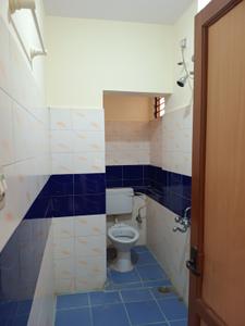 Bathroom Image of 1150 Sq.ft 2 BHK Independent House for rent in Nelamangala Bengaluru for Rs. 28000