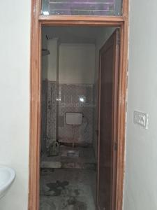 Bathroom Image of 1500 Sq.ft 3.5 BHK Independent House for sale in Govindpuram Ghaziabad for Rs. 6000000