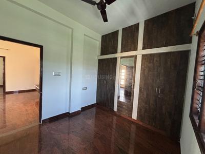 Bedroom Image of 1100 Sq.ft 2 BHK Independent House for rent in Shivakumara Swamy Nagara Davanagere for Rs. 15500