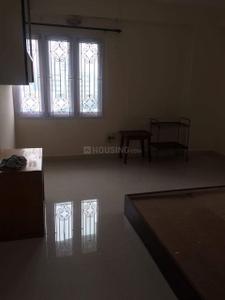 Hall Image of 750 Sq.ft 1 BHK Apartment / Flat for rent in Nungambakkam Chennai for Rs. 25000