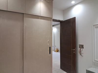 Bedroom Image of 900 Sq.ft 3 BHK Builder Floor for sale in Paschim Vihar New Delhi for Rs. 19000000