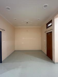 Hall Image of 1250 Sq.ft 2 BHK Builder Floor for rent in Indira Nagar Lucknow for Rs. 16000