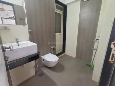 Bathroom Image of 900 Sq.ft 2 BHK Apartment / Flat for sale in Tata Serein Phase 1, Thane West Thane for Rs. 17500000