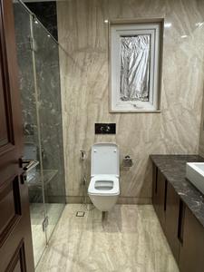 Bathroom Image of 2700 Sq.ft 4 BHK Builder Floor for sale in New Friends Colony New Delhi for Rs. 90000000