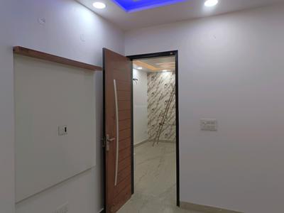 Bedroom Image of 800 Sq.ft 3 BHK Builder Floor for sale in Sector 5 Rohini New Delhi for Rs. 8500000