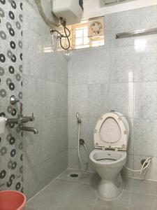Common Bathroom Image of 1381 Sq.ft 3 BHK Apartment / Flat for rent in SVS Ramanasri Maples, K R Puram Bengaluru for Rs. 32000