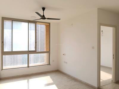 Living Room Image of 850 Sq.ft 2 BHK Apartment / Flat for rent in Hiranandani Rodas Enclave, Hiranandani Estate Thane for Rs. 50000