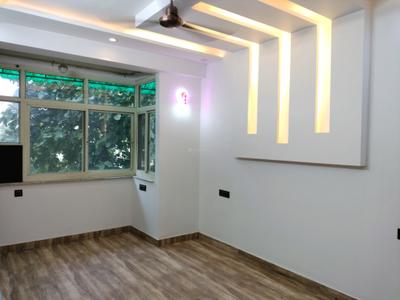 Bedroom Image of 2200 Sq.ft 4 BHK Apartment / Flat for sale in CGHS Guru Apartments, Sector 6 Dwarka New Delhi for Rs. 36300000
