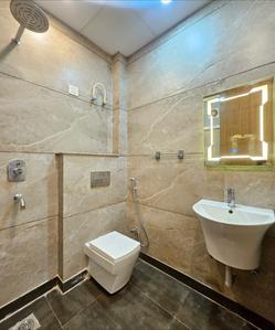 Bathroom Image of 1550 Sq.ft 3 BHK Builder Floor for sale in Vaishali Ghaziabad for Rs. 18200000